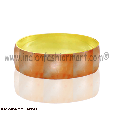 Comely Abella - Mother of Pearl Bangle