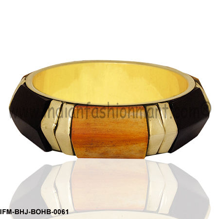 Charming Seductress - Bone  Bangle