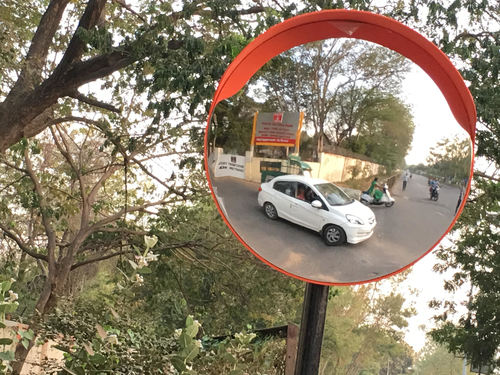 PARKING MIRRORS