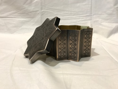Iron Star Box - Metal Star Shape Storage Container, Brass Antique Light Finish, Versatile Candle Holder and Wax Box