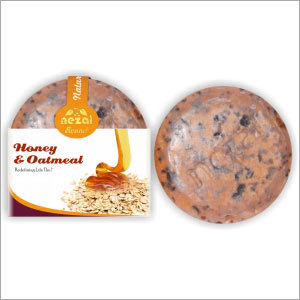 Honey & Oatmeal Herbal Bathing Soap Ingredients: Natural Pearl