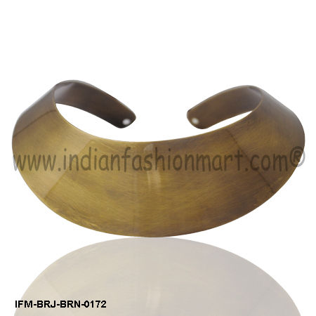 Thia  Groovy - Brass Collar