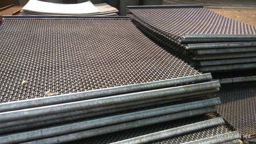 Metal Vibrating Screens Dimension(L*W*H): 500 To 7000 Mm