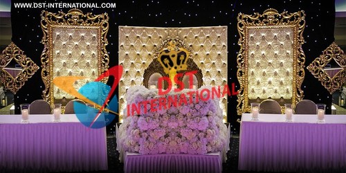 Fantastic Wedding Tufted Frames Stage