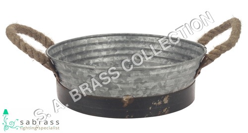 Galvanized Tray With Rust Metal Dimensions: Dia - 16 X Ht - 8  Centimeter (Cm)