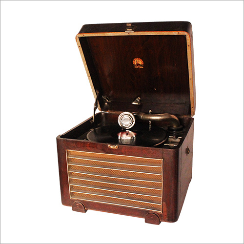 Old Garrard Grand Table