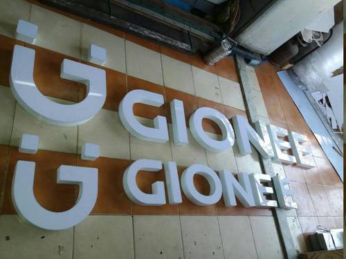 Acrylic With Chelyniam Letter