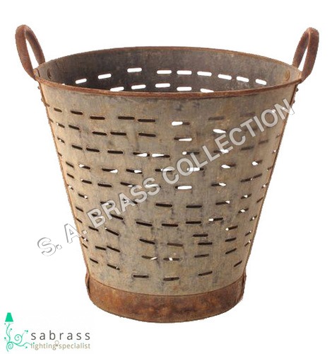 Galvanized/Rust Vintage Garden Olive Basket