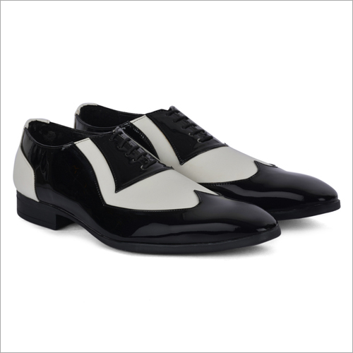 Nevada Leather Shoes - Leather, Various Sizes, Black | Lace-up Closure, Elegant Design, Comfortable Fit, Rubber Sole