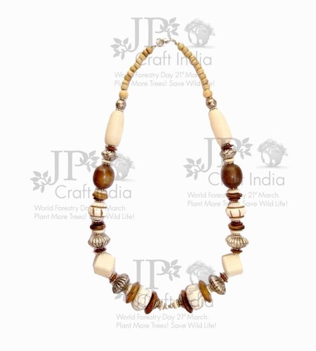 Resin Beaded Necklace Gender: Children