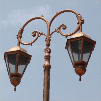 Pole Light Header
