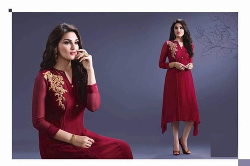 Maoon Georgette Kurti