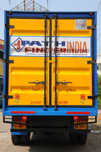 Closed Trucks Rentals in Chennai