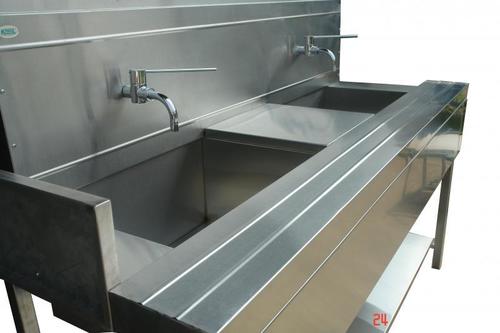 Medical Scrub Sink Station