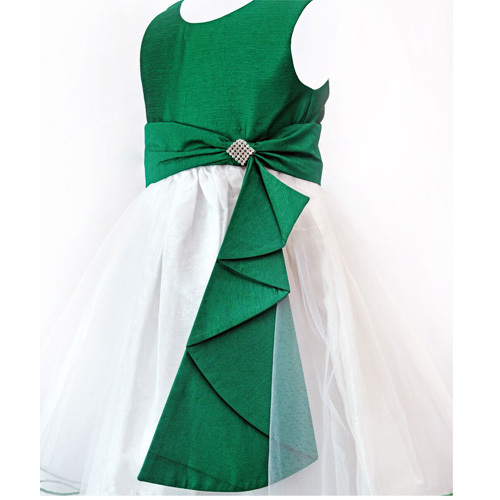Dresses - Silk, Various Sizes, Green | Elegant A-Line Design, Bow Embellishment, Comfortable Fit