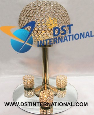 Crystal Ball Tall Centerpiece