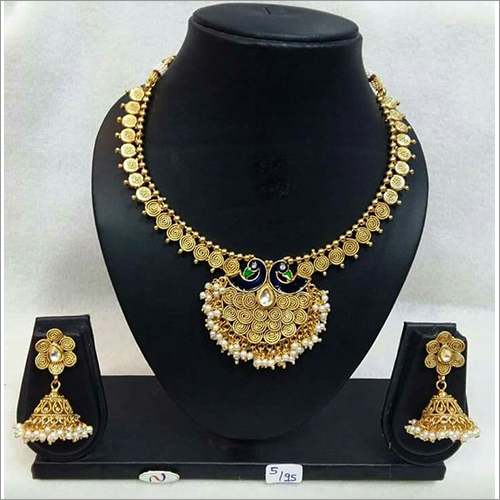 Jewelry - Metal Alloy, 15-20 cm, Gold | Elegant Design, Pearls & Cubic Zirconia Necklace Set