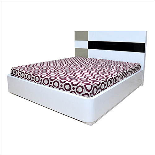 Bed and Bedroom Furniture