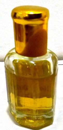 Special Sandalwood Oil As Original Ingredients: Sandal Wood