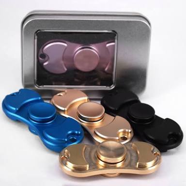Toy Spinner - Alloy Material, 90x90x10 mm Dimensions | Deep Groove Bearings, Long Spinning Time, Stress Relief