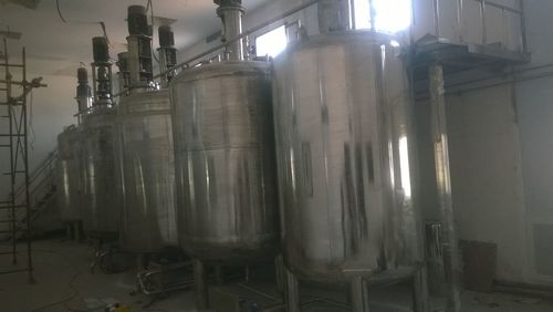 Storage Tanks / Vessels