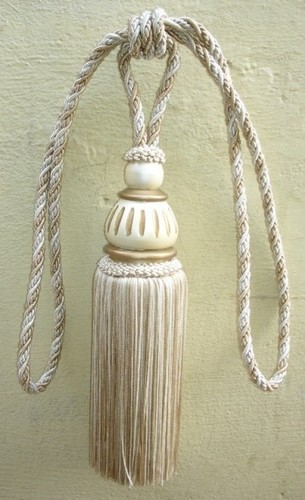 CURTAIN TIEBACK