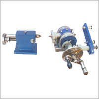 Dividing Head Complete - Cast Iron, 325 X 180 X 150 Mm , Ideal For Milling And Slotting Machines With 13 Pcs. Gear Set