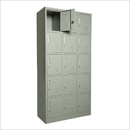 15 Doors Locker