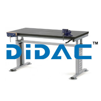 Height Adjustable Work Bench