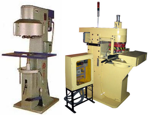 SEAMING MACHINE