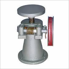 Compound Screw Jack - Metal Transverse Motion | Gray and Red Design for Laboratory Use