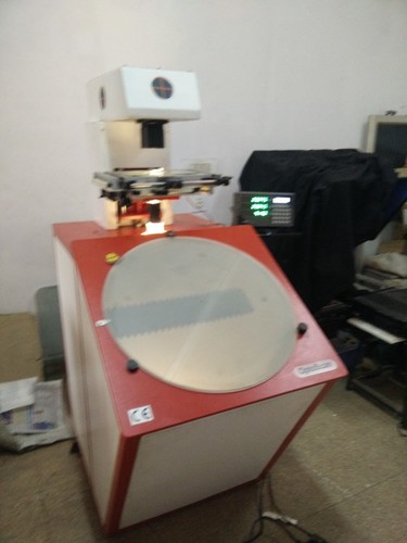 Commercial Profile Projector