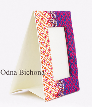 PAPER PHOTO FRAME - Paper, 5x7 Inches, Purple | Eco-friendly, Handmade, Unique Design, Matte Finish, Stylish, Durable, Versatile, Triangular Stand