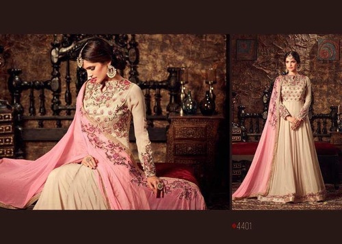 दुकान डिजाइनर लंबे सूट ऑनलाइन