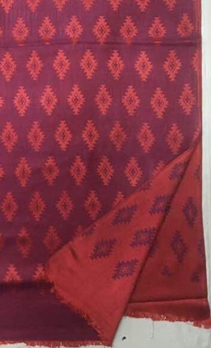 model self jacquard stloe