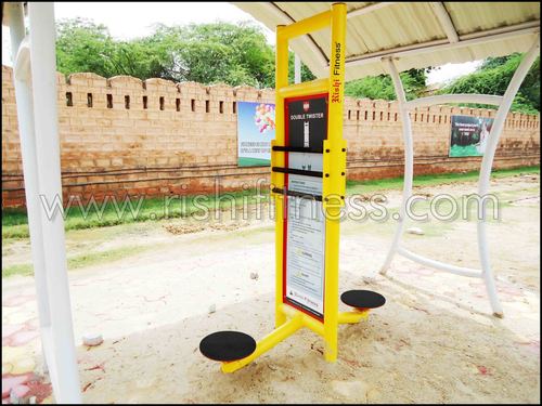 Double Digit Twister Outdoor Machine