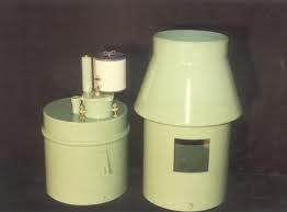 Self Recording Rain Gauge - Metal Construction, Painted Finish, Industrial Use