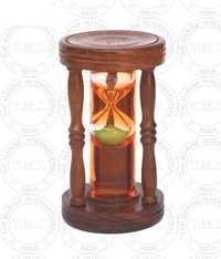 Wooden Sand Timer With Yellow Water & Green Sand (5 Min)