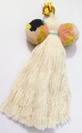WHITE PULLAR TASSEL