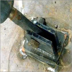 Bottom Clamp