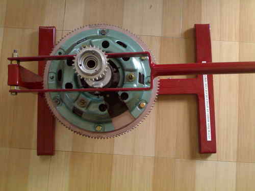 ITI Working Model of Fluid Flywheel ITI Working Model of Fluid Flywheel
