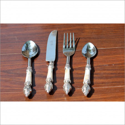 Aluminium Round Serving Set Of 4 Pieces