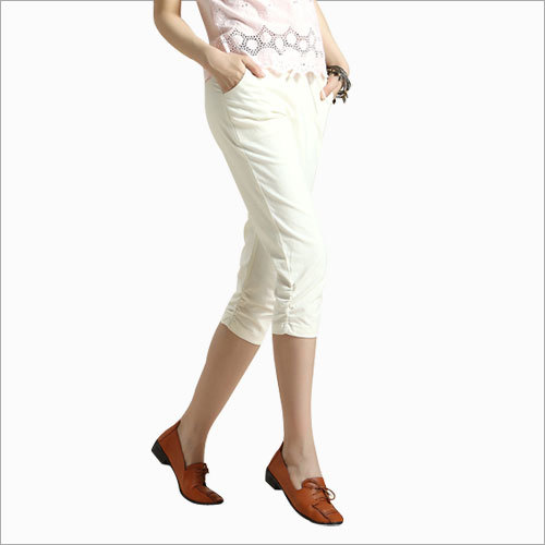 Women White Capri