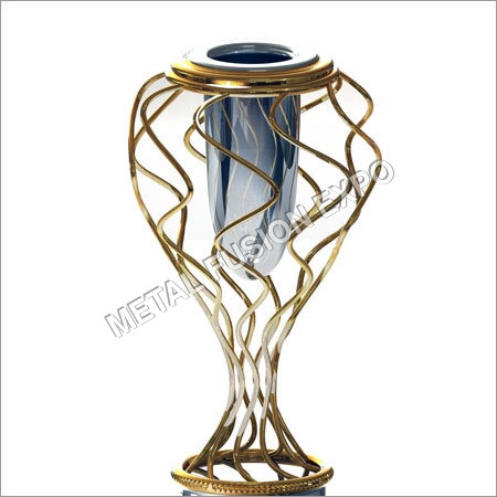 Flower Pot Made Of Wire