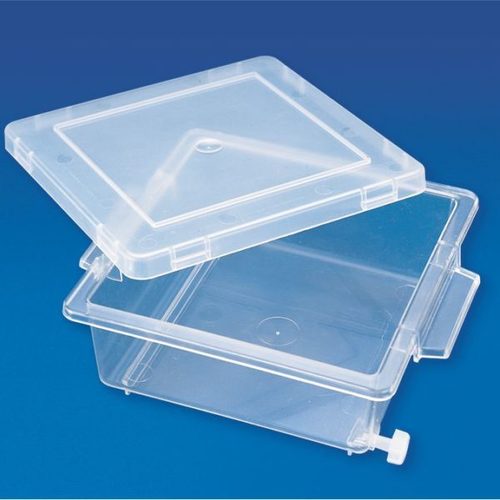 STAINING BOX