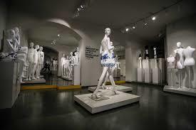 MANNEQUINS
