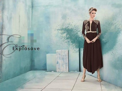 Glamorous Embroidered Kurti/Kurta