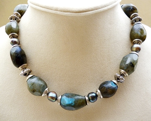 Beads (labradorite) Necklace
