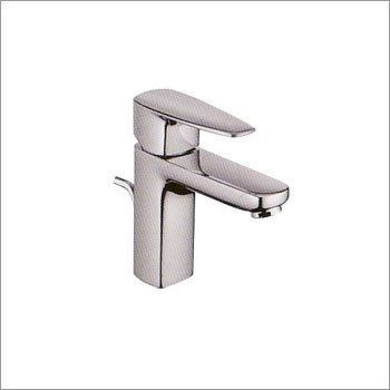 लिफ्ट रॉड के साथ बेसिन नल