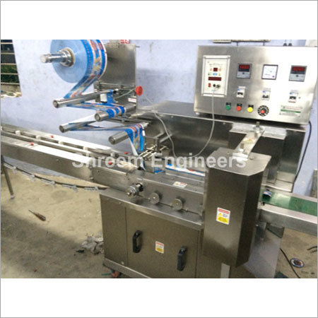Switch Pouch Packing Machine